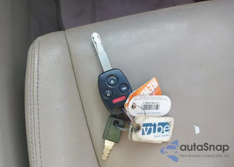 2010 Honda Accord 2.4 Ex-L z USA, uszkodzony, nr VIN 1HGCP2F86AA124207